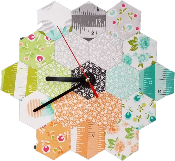 It's Hex-o-Clock --- Wanduhr