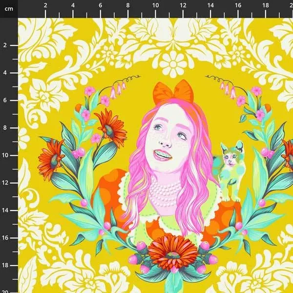 Tula Pink - Curioser and Curioser - Alice in gelb