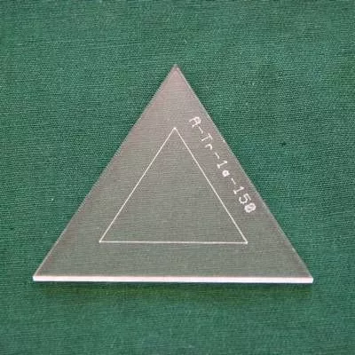 Acrylschablone Pretty & Useful gleichseitiges Dreieck 60