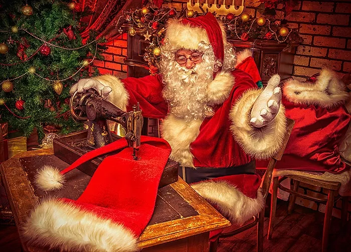 Paneel "SantaSewing" von Ruben Design Studios, 29 inch breit