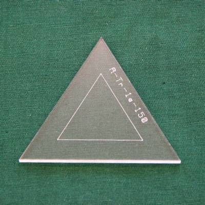 Acrylschablone Pretty & Useful gleichseitiges Dreieck 60°